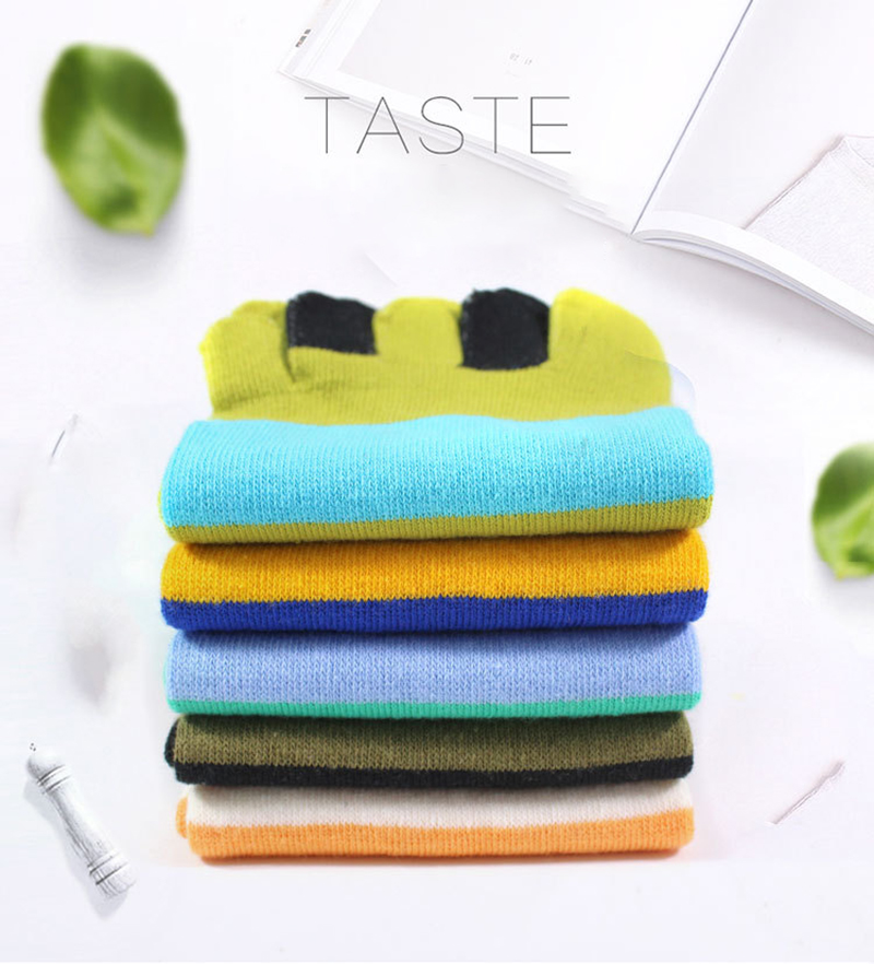 1/5 Pairs Men Colorful Stripe  - Toe Sock Split 评论和价格